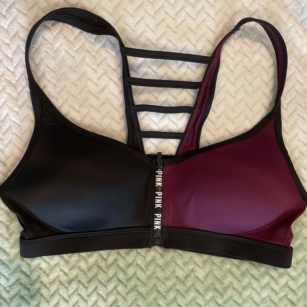 VS PINK Ultimate Push-Up Sports Bra